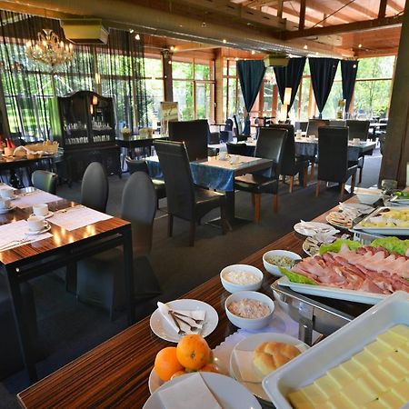 Parkhotel Morris Нови-Бор Экстерьер фото