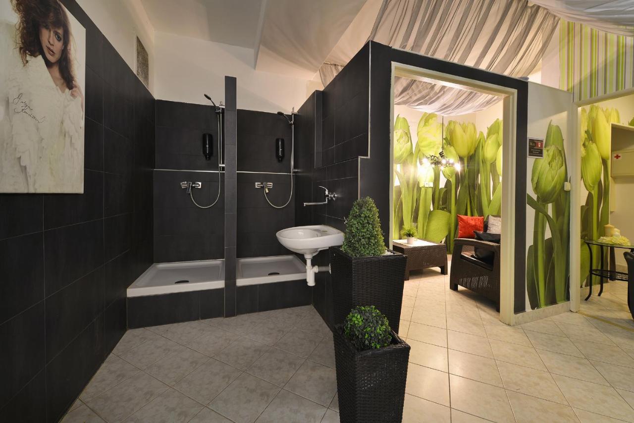 Parkhotel Morris Нови-Бор Экстерьер фото