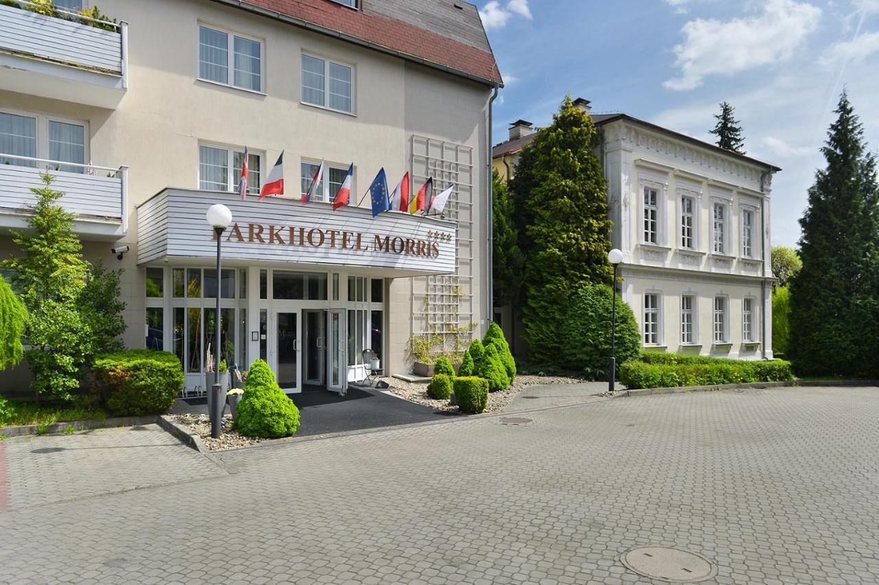 Parkhotel Morris Нови-Бор Экстерьер фото